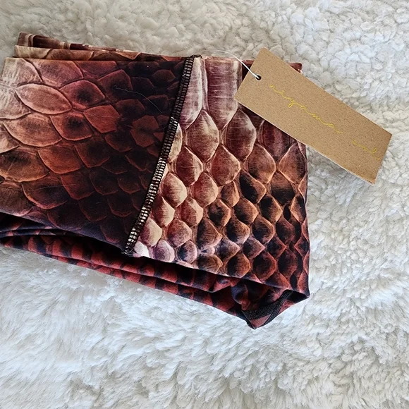 🤎🐉Niyama Sol Cinnamon Dragon 🐉 barefoot leggings XS BNWT - Picture 5 of 6